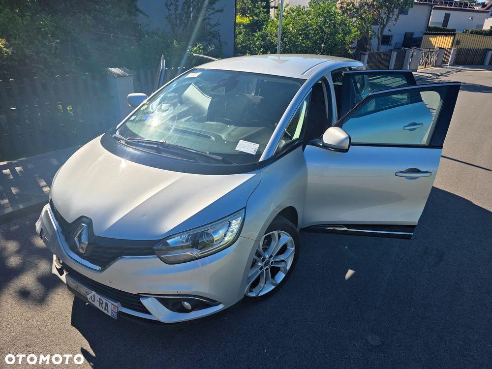 Renault Grand Scenic BLUE dCi 120 EDC LIMITED - 15