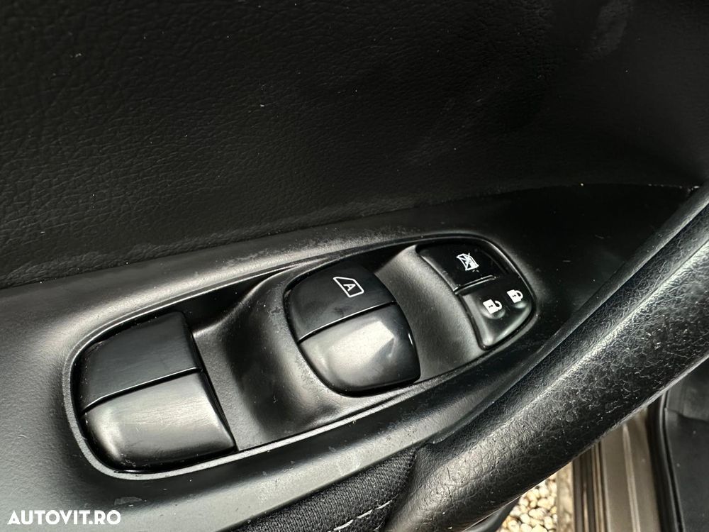 Nissan Qashqai 1.5 DCI ACENTA - 21