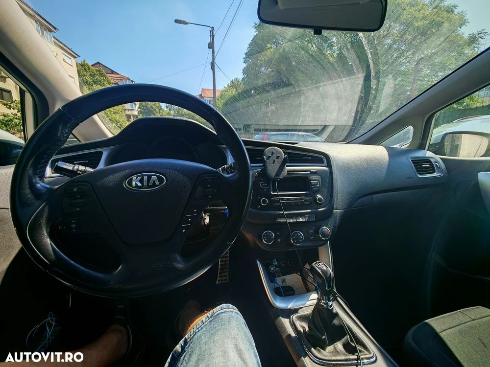 Kia Ceed Cee'd 1.4 GSL Best - 4