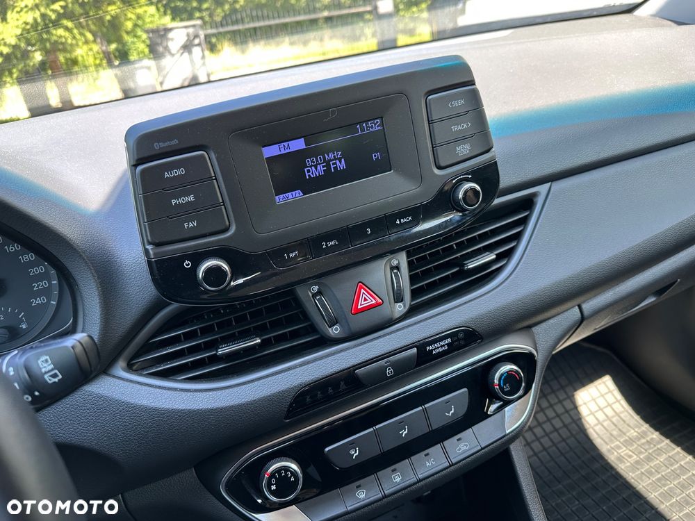 Hyundai i30 1.5 DPI Modern - 14