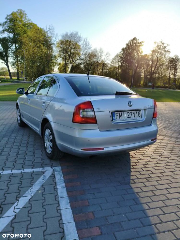 Skoda Octavia 1.6 TDI Ambiente - 27