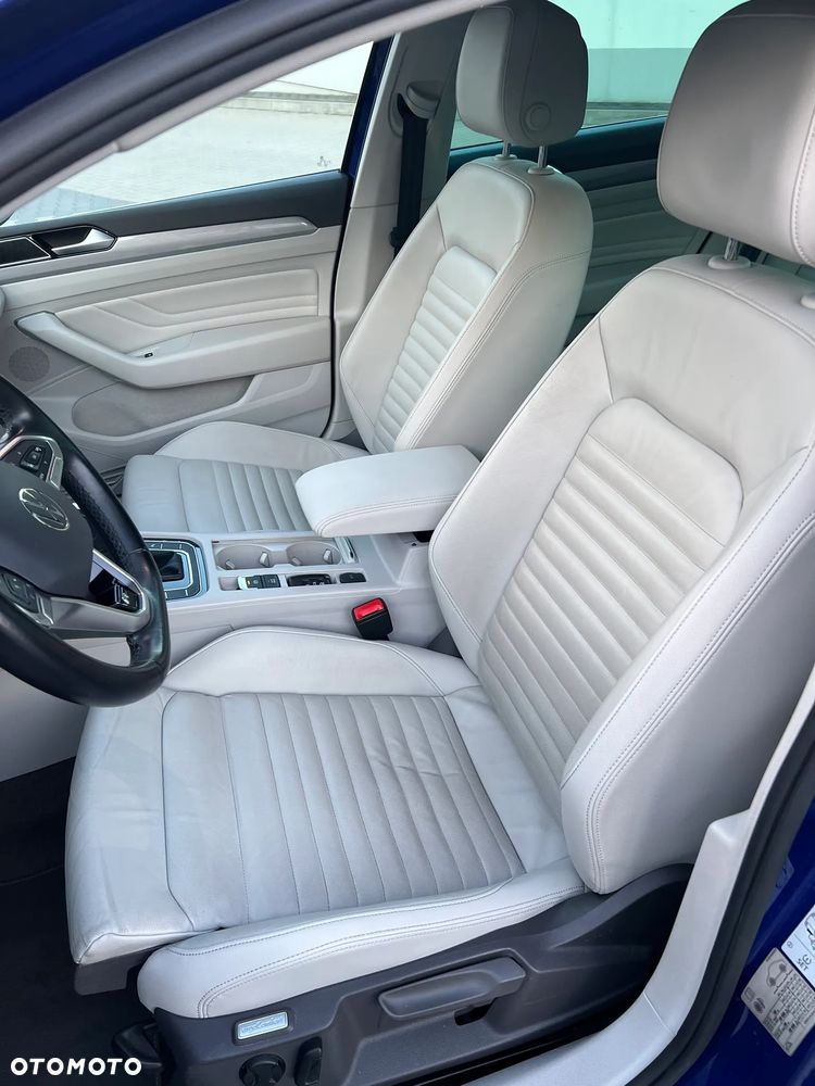 Volkswagen Passat 2.0 TDI EVO Business DSG - 13