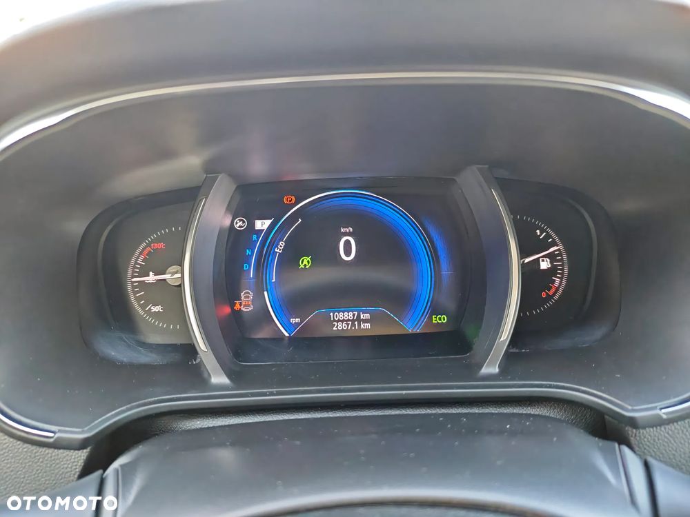 Renault Megane ENERGY TCe 140 EDC LIMITED - 16