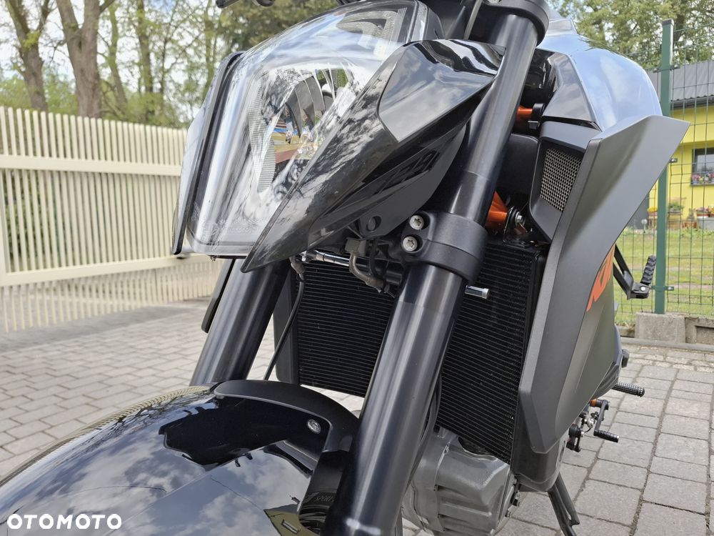 KTM Super Duke - 25