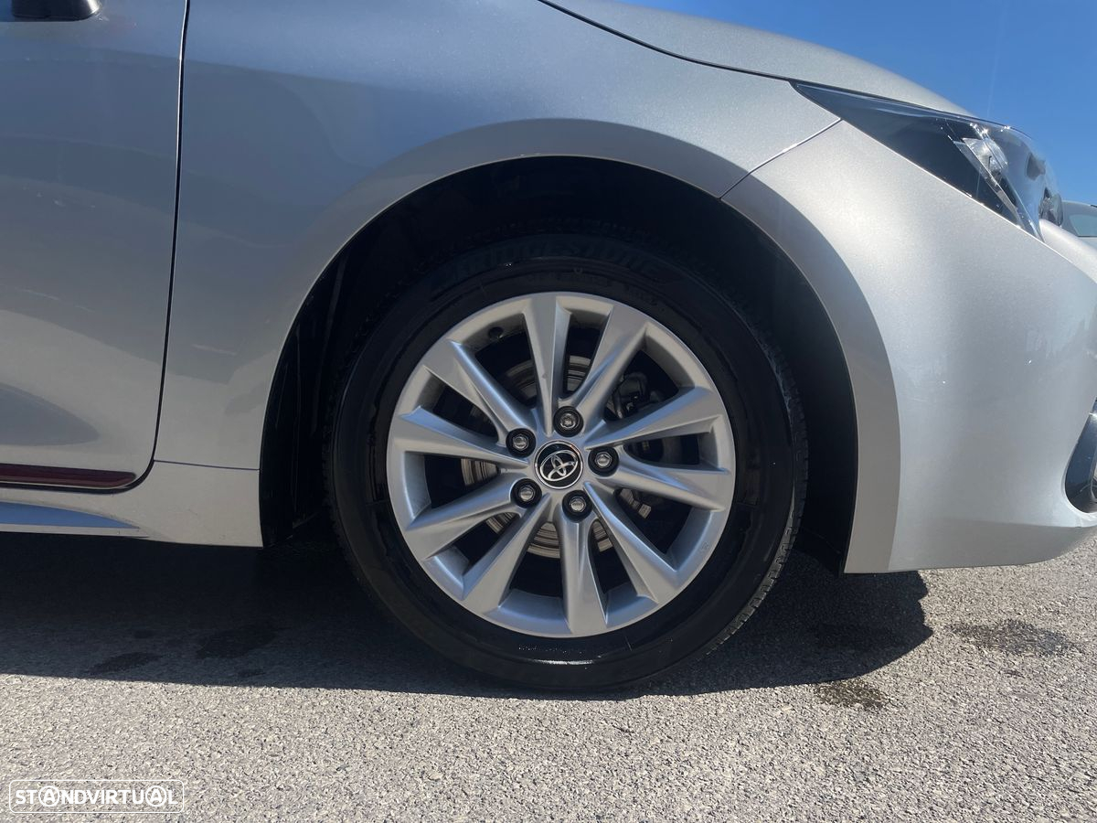 Toyota Corolla 1.8 Hybrid Comfort - 16