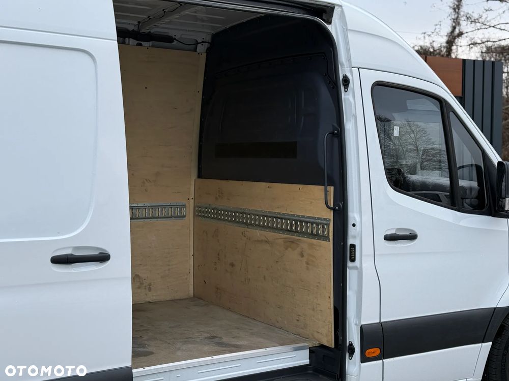 Mercedes-Benz Sprinter 315 CDI / 12.2022 / Średni L2 H2 / W907 Tylny Napęd / ZAREJESTROWANY W PL - 7