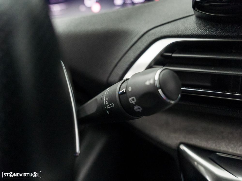 Peugeot 3008 1.5 BlueHDi GT EAT8 - 23