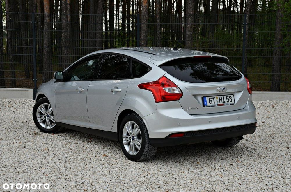 Ford Focus 1.6 TI-VCT Champions Edition - 3