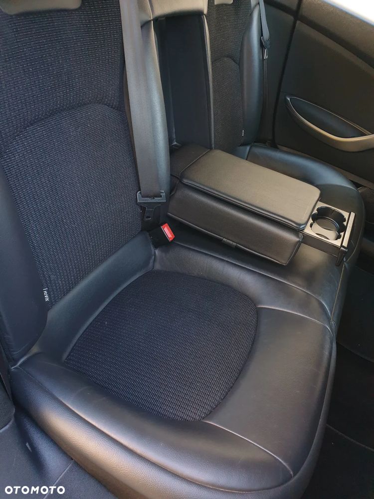 Citroën C5 2.0 HDi Confort Equilibre Navi - 36