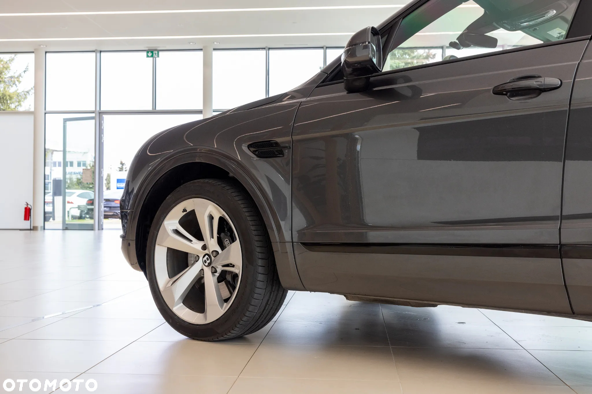 Bentley Bentayga W12 - 6