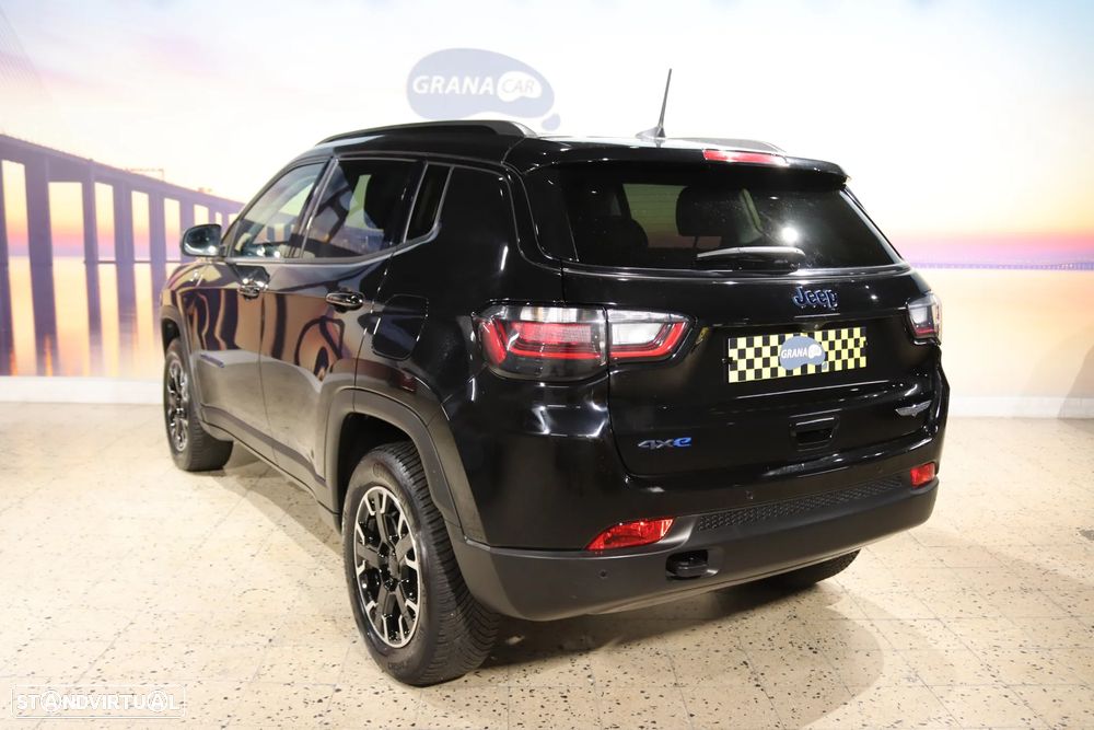 Jeep Compass 1.3 T-GDI 4xe Auto Trailhawk - 2