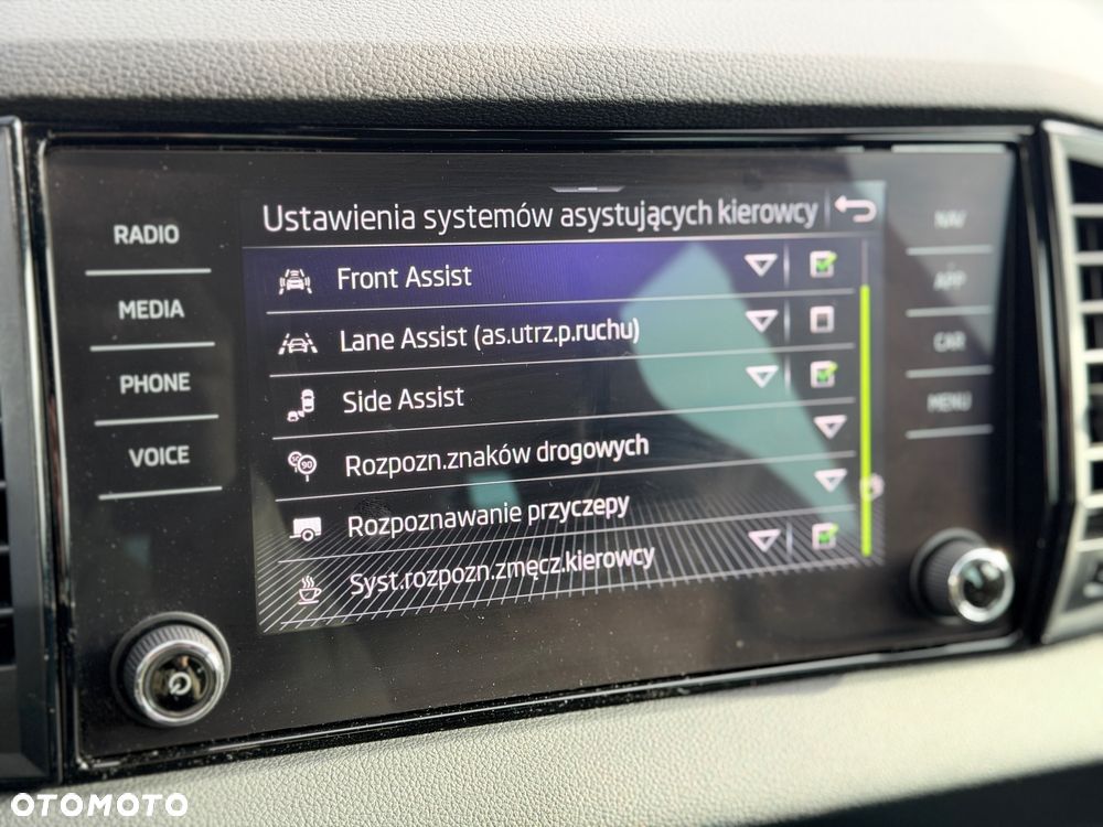 Skoda Karoq 1.5 TSI DSG Sportline - 35