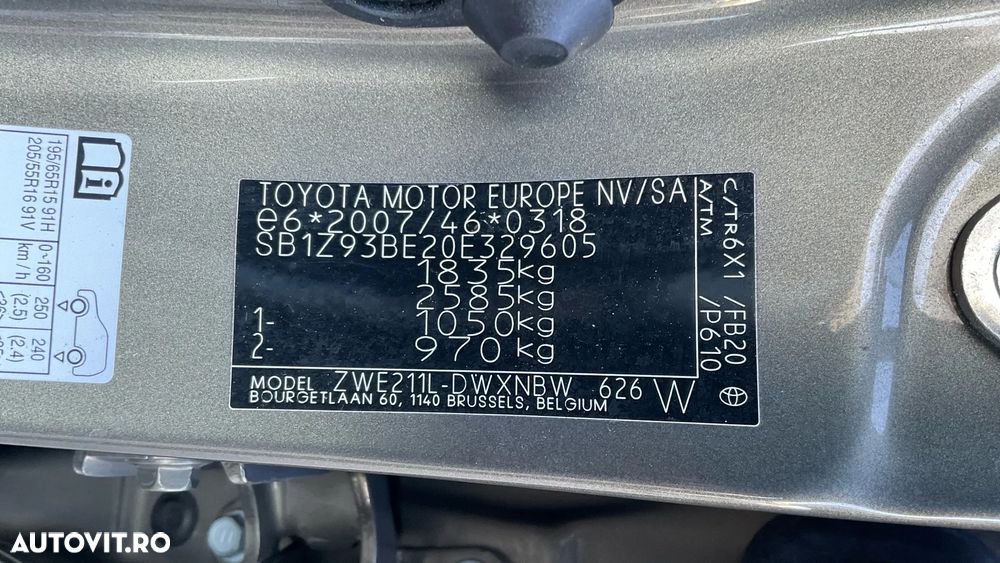 Toyota Corolla 1.8 HSD TS Dynamic - 34