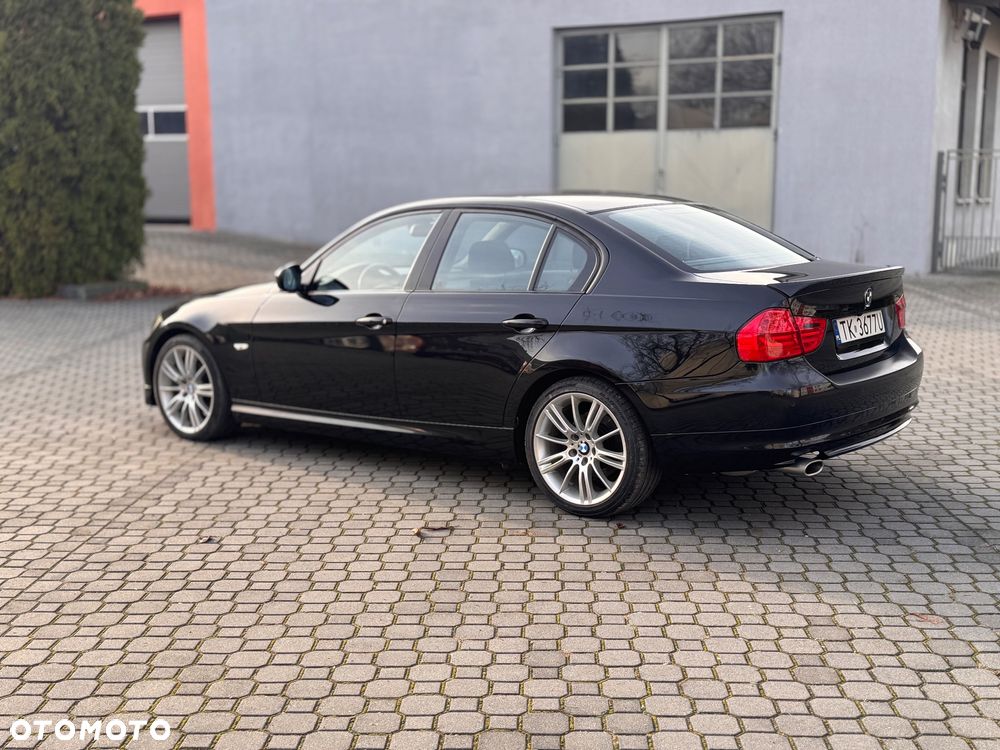 BMW Seria 3 318i - 12
