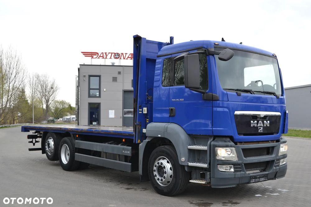 MAN TGS 26.360 TYLKO 412 TYS km MANUALNA SKRZYNIA BIEGÓW PLATFORMA dł. 7.4 m - 2