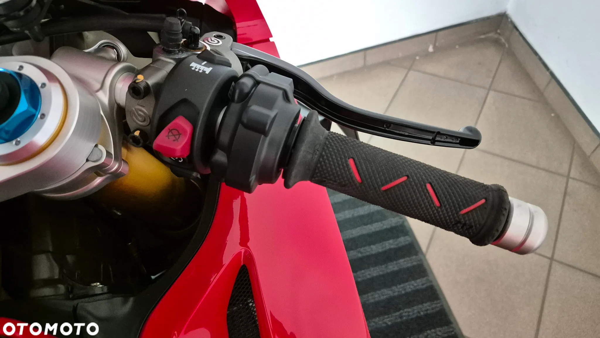 Ducati Panigale V4S - 11
