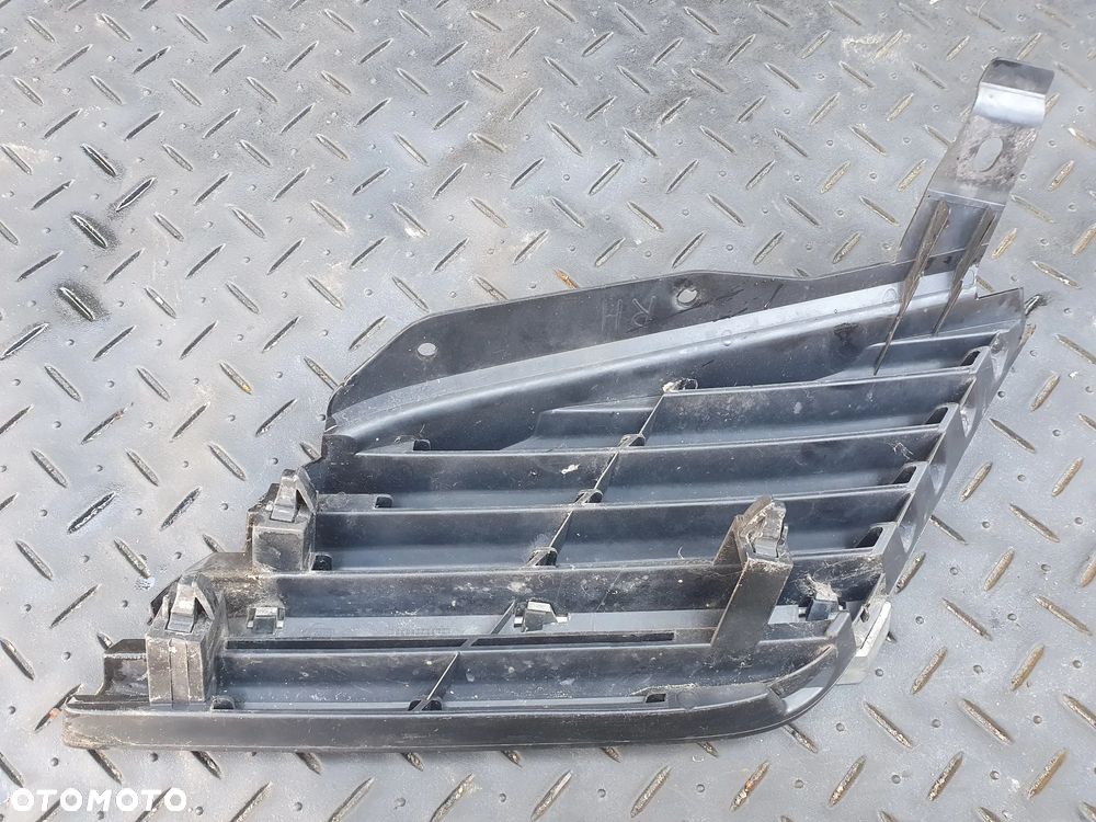 ATRAPA GRILL PRAWY NISSAN PRIMERA P12 62320-AU300 - 3