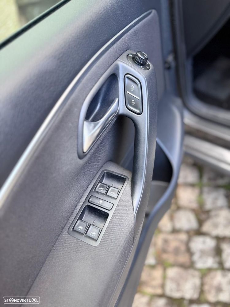 VW Polo 1.0 Confortline - 19