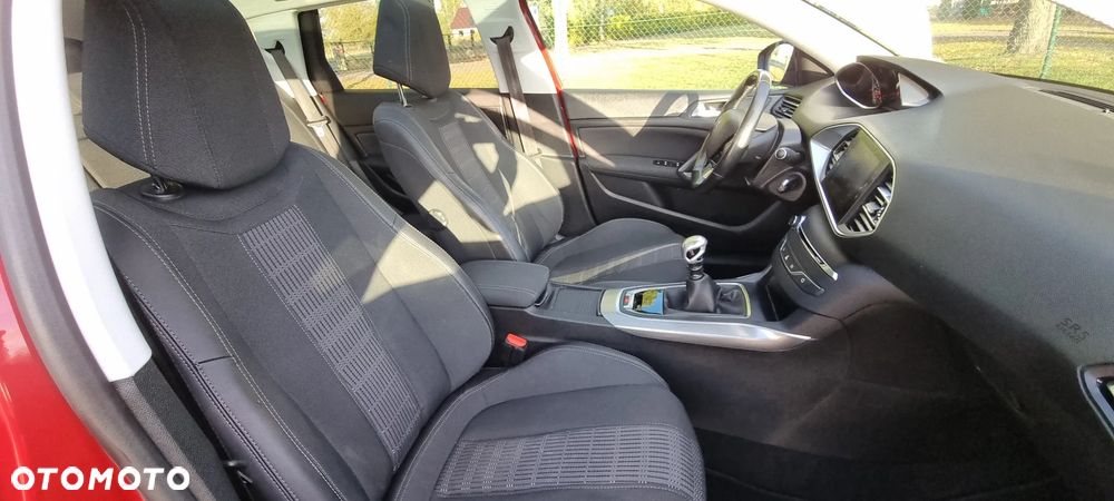 Peugeot 308 - 16