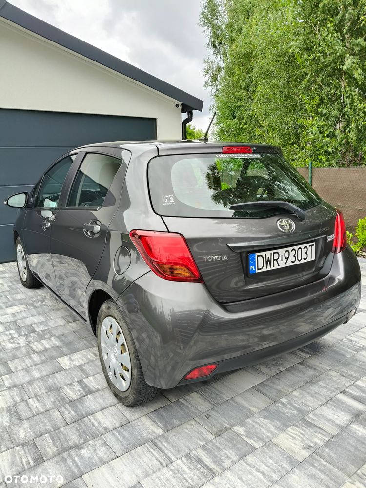 Toyota Yaris 1.33 Active EU6 - 4