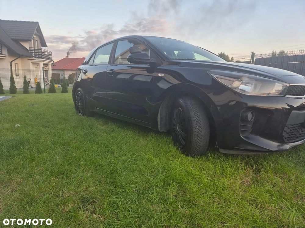 Kia Rio 1.4 M - 3