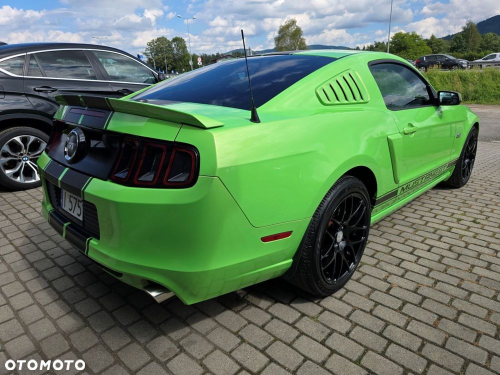 Ford Mustang - 11