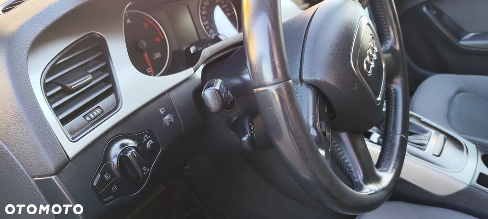 Audi A4 Avant 2.0 TDI - 28