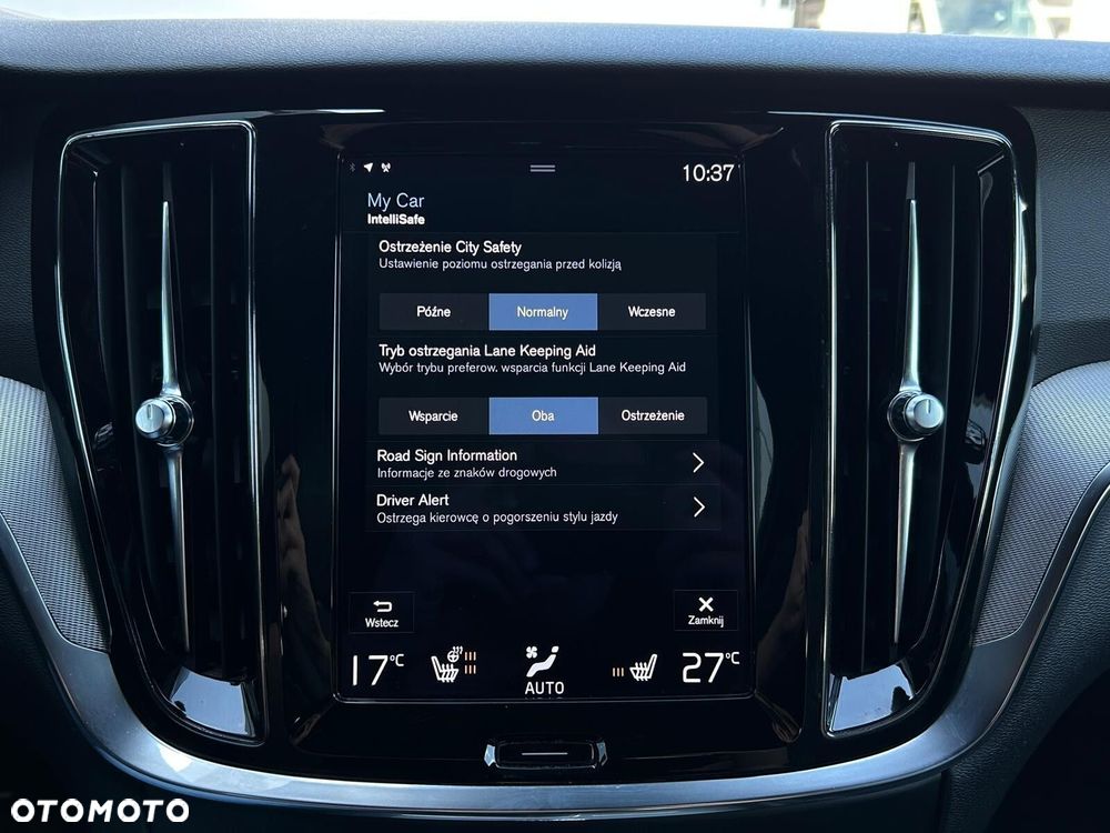 Volvo V60 B3 B Plus Dark - 28