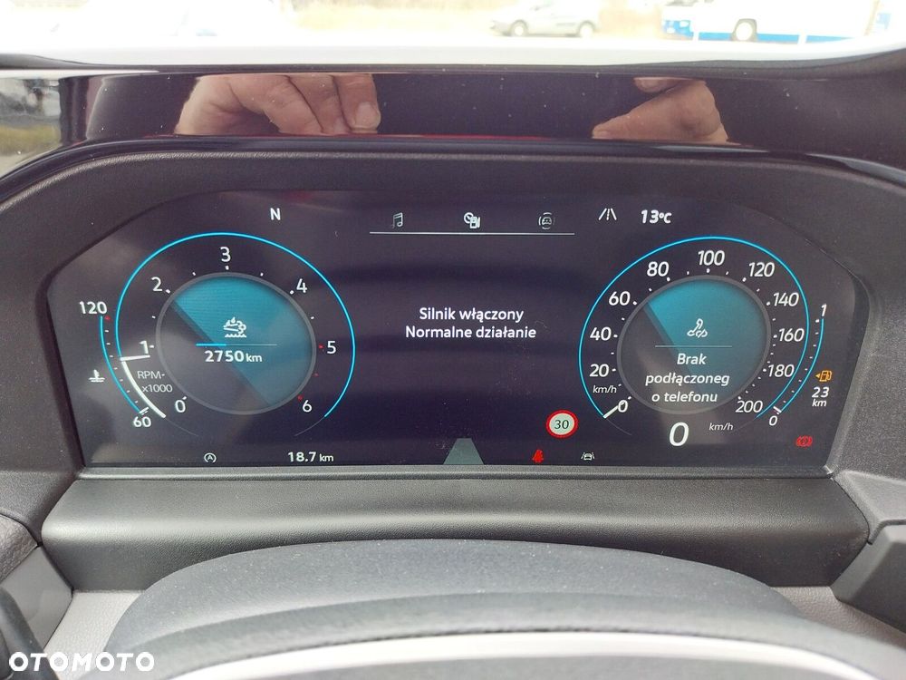 Volkswagen Caravelle Nowa Caravelle silnik: 2,0 l TDI 150 KM / skrzynia biegów: 6-biegowa manualna rozstaw osi: 3500 mm - 18