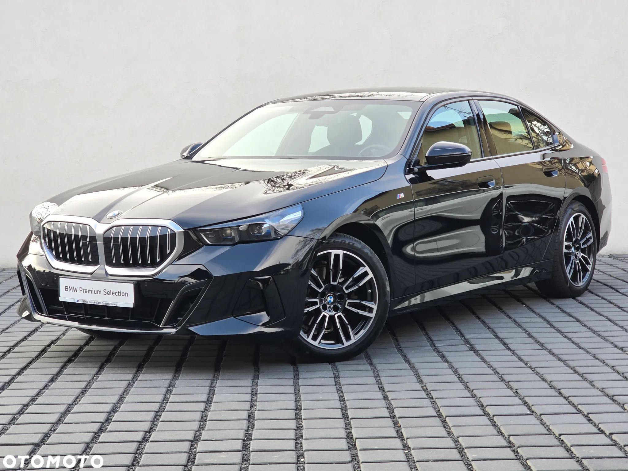BMW Seria 5 520d xDrive - 1