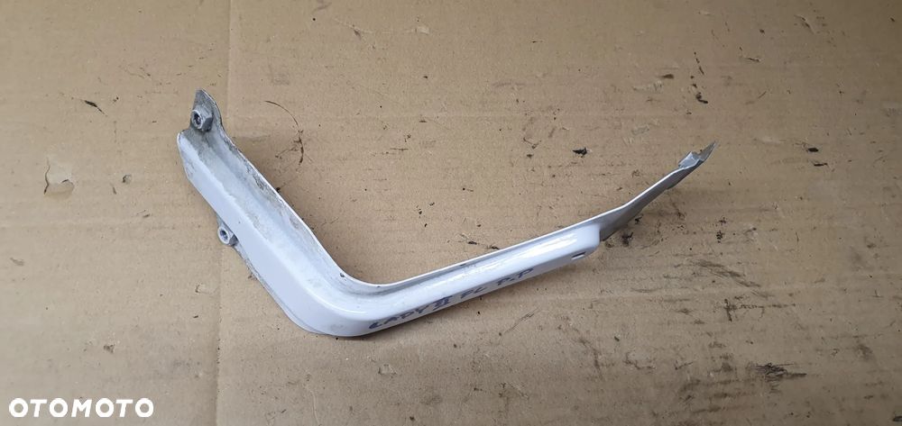 Mocowanie błotnika uchwyt wspornik prawy przód VW Caddy III Lift 1T0821135C LB9A - 2