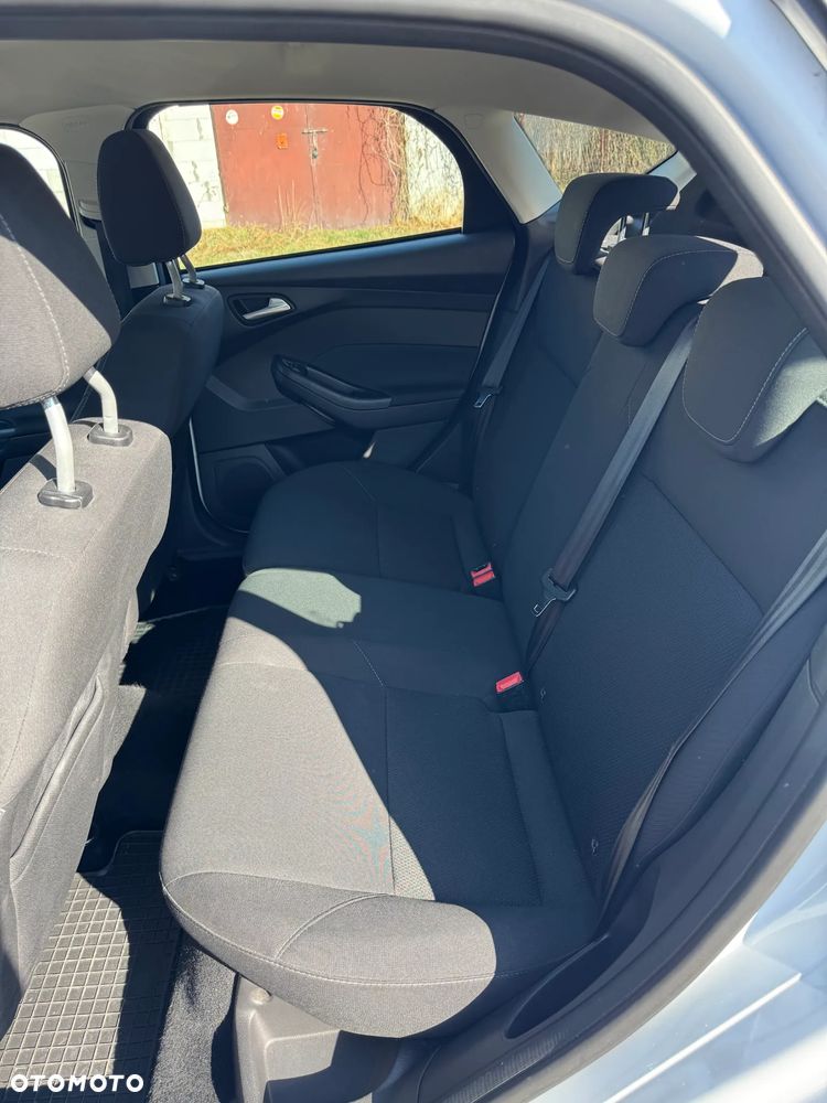 Ford Focus 1.5 TDCi SYNC Edition - 33