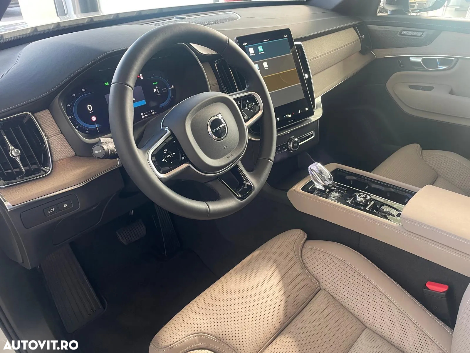 Volvo XC 90 Recharge T8 AWD Plus Dark - 11
