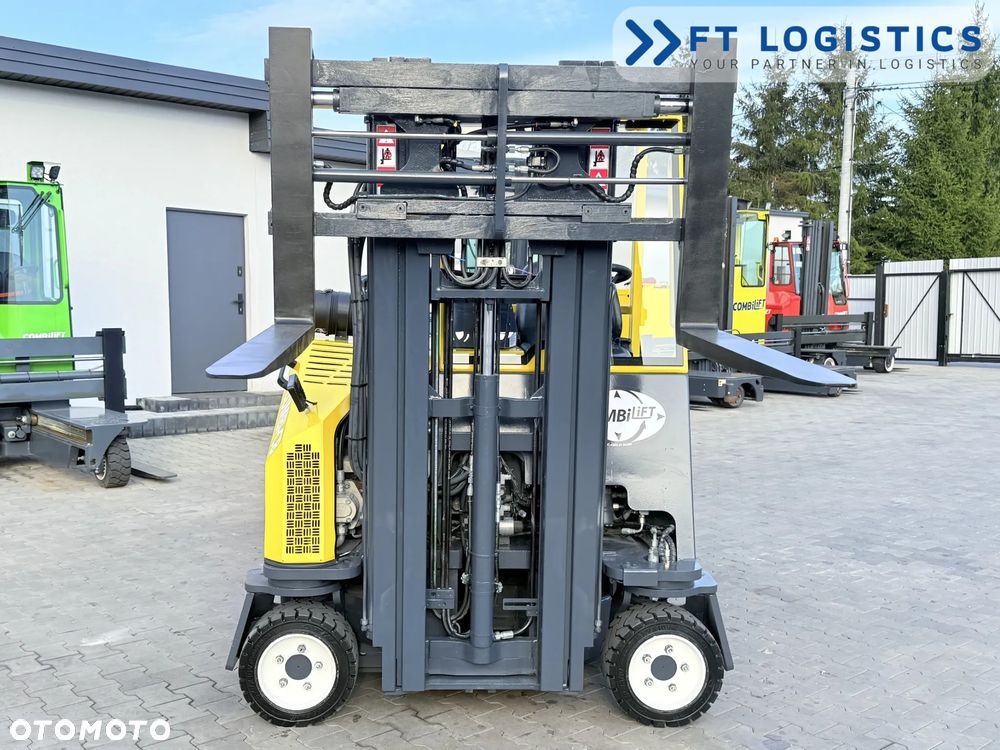 Combilift WÓZEK CZTEROKIERUNKOWY - WIELOKIERUNKOWY | COMBILIFT CB3000 | GAS | TRIPLEX 4900MM | WOLNY SKOK | POZYCJONER WIDEŁ | PRZESUW WIDEŁ | STAN IDEALNY | Szeroka oferta wózków czterokierunkowych i bocznych, dopasowanych do różnorodnych potrzeb i zastosowań - 23