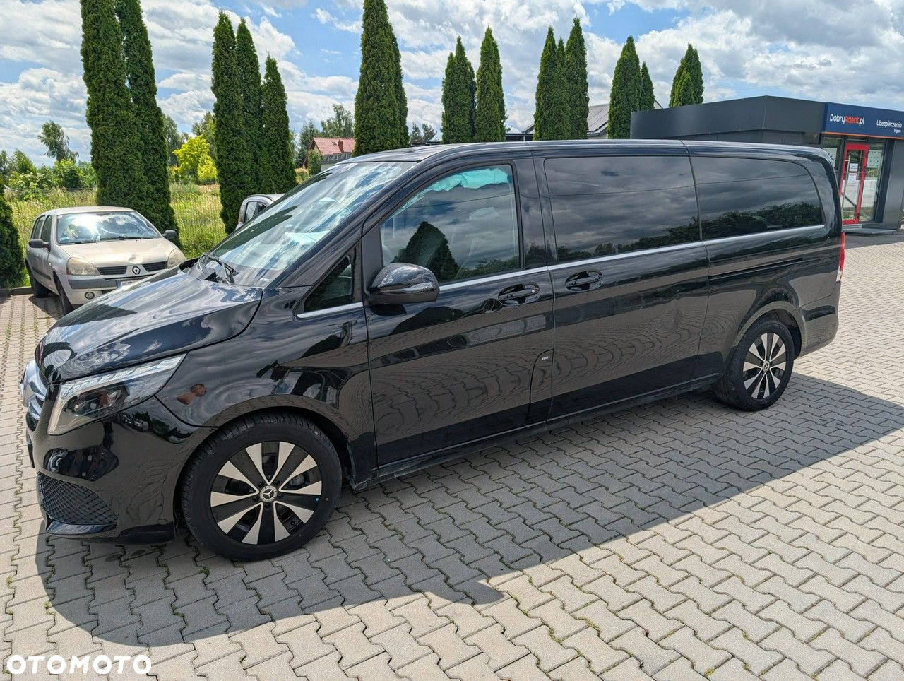 Mercedes-Benz Klasa V - 2