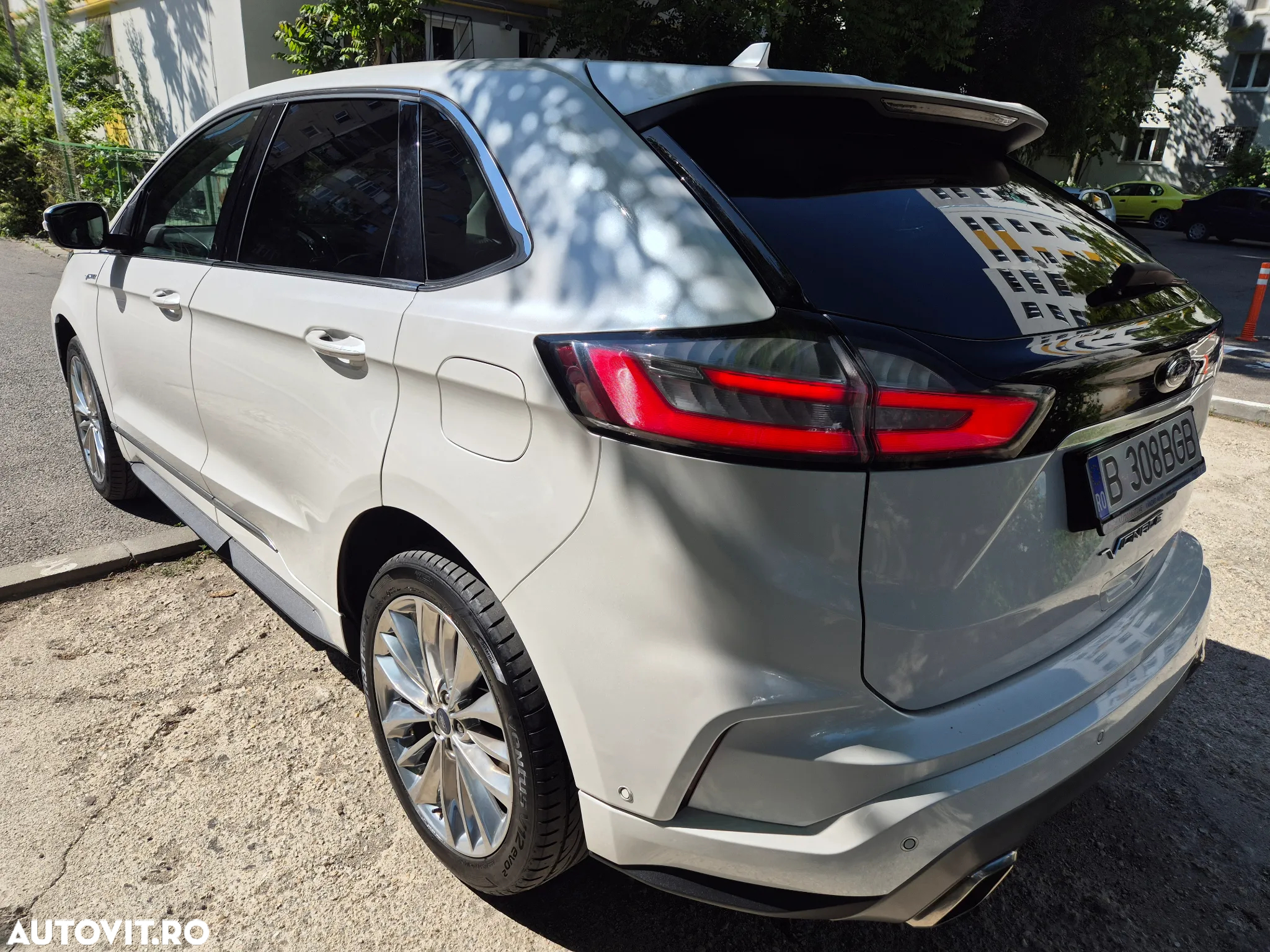 Ford Edge 2.0 Panther A8 AWD Vignale - 6
