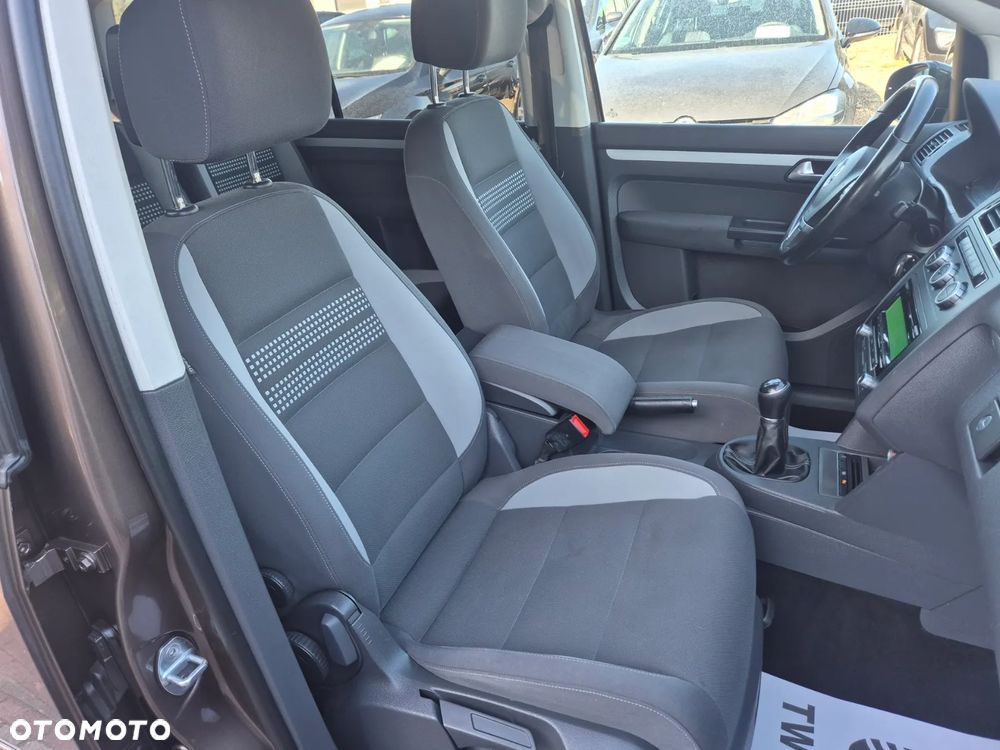 Volkswagen Touran 1.6 TDI DPF Life - 17