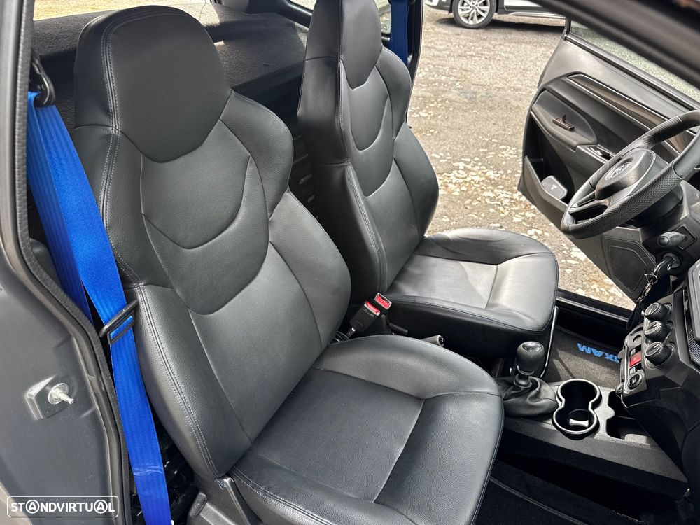 Aixam Coupe - 4