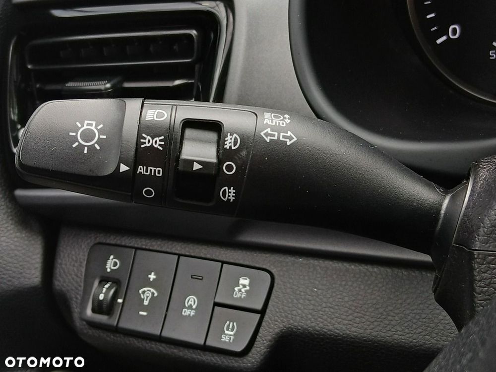 Kia Stonic 1.0 T-GDI L - 29