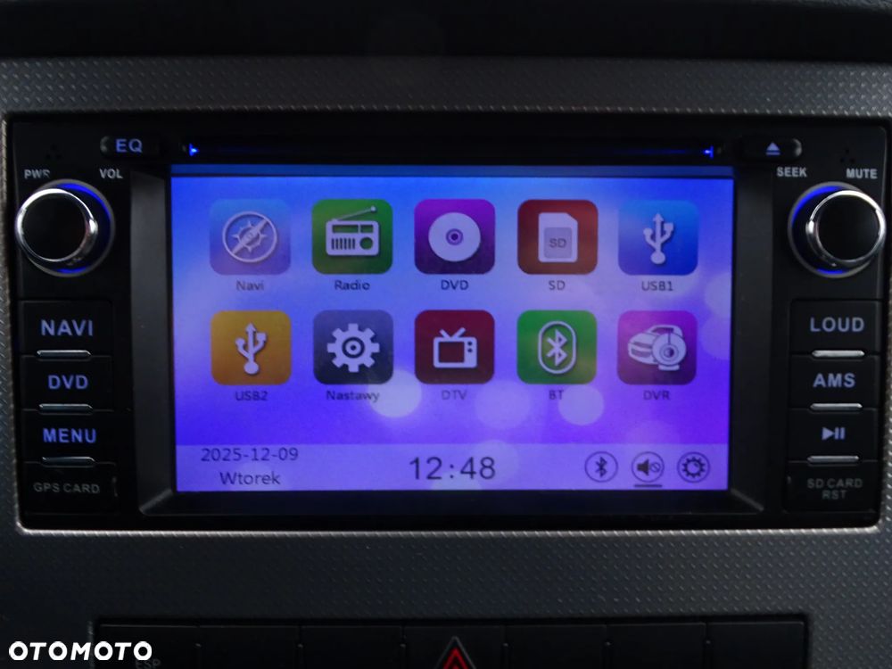 Jeep Grand Cherokee - 16