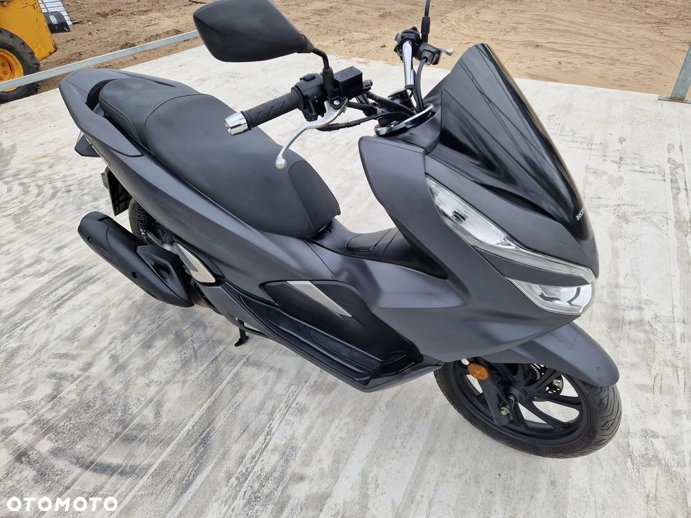 Honda PCX - 1