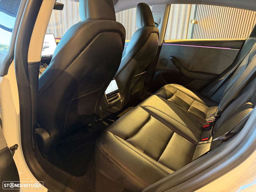 Tesla Model 3 Tração Traseira Premium - 30
