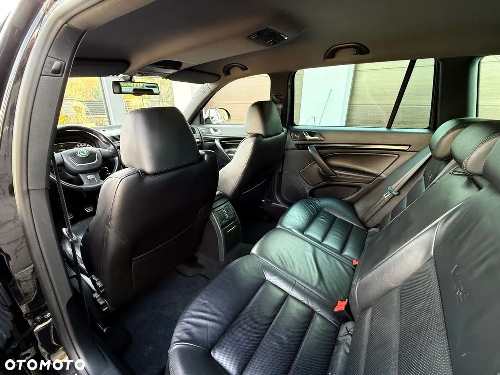 Skoda Octavia II Combi RS - 17