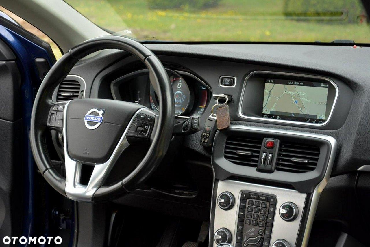 Volvo V40 D4 Ocean Race - 22