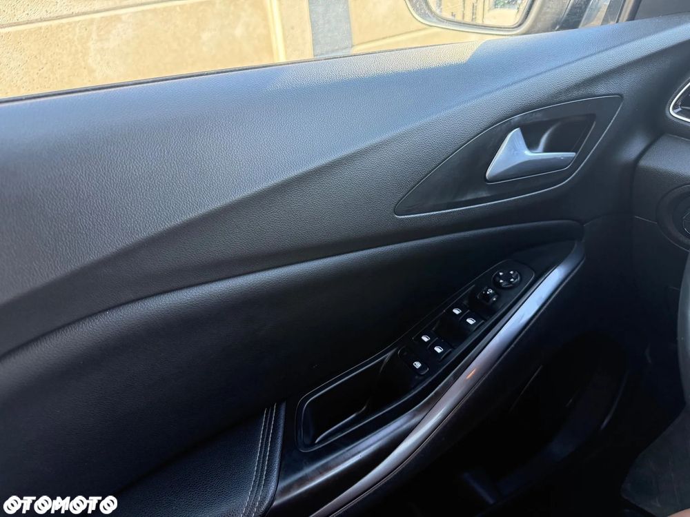 Opel Grandland X - 11