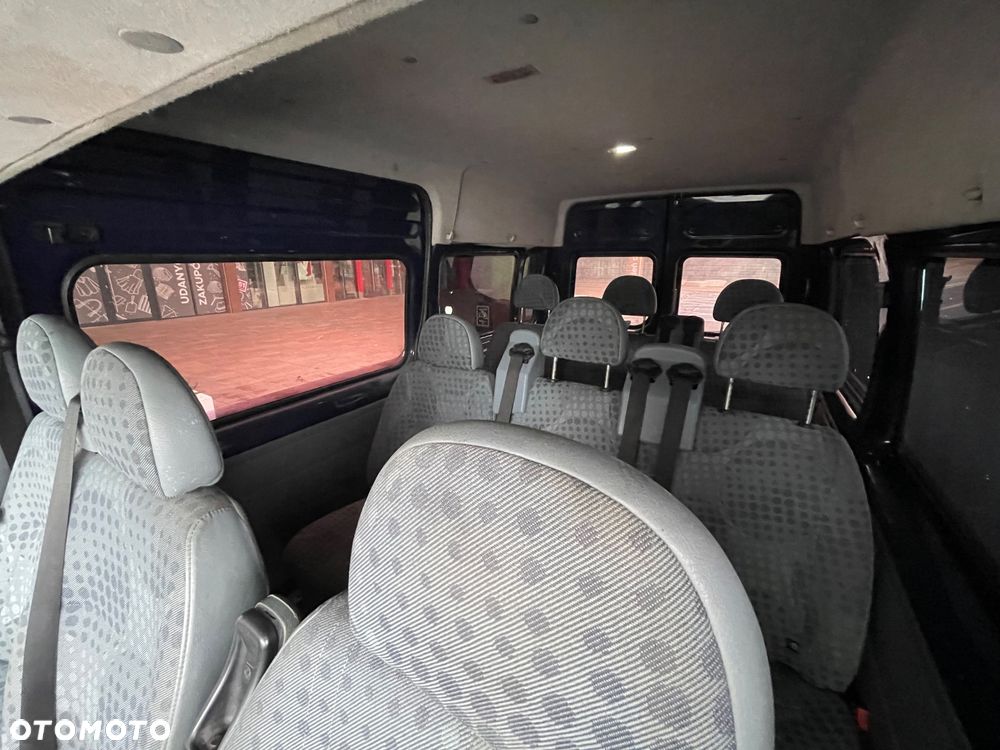 Ford Transit - 19