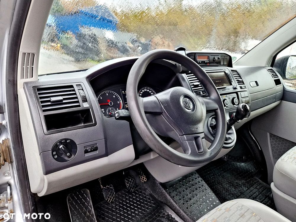 Volkswagen Transporter T5 - 26