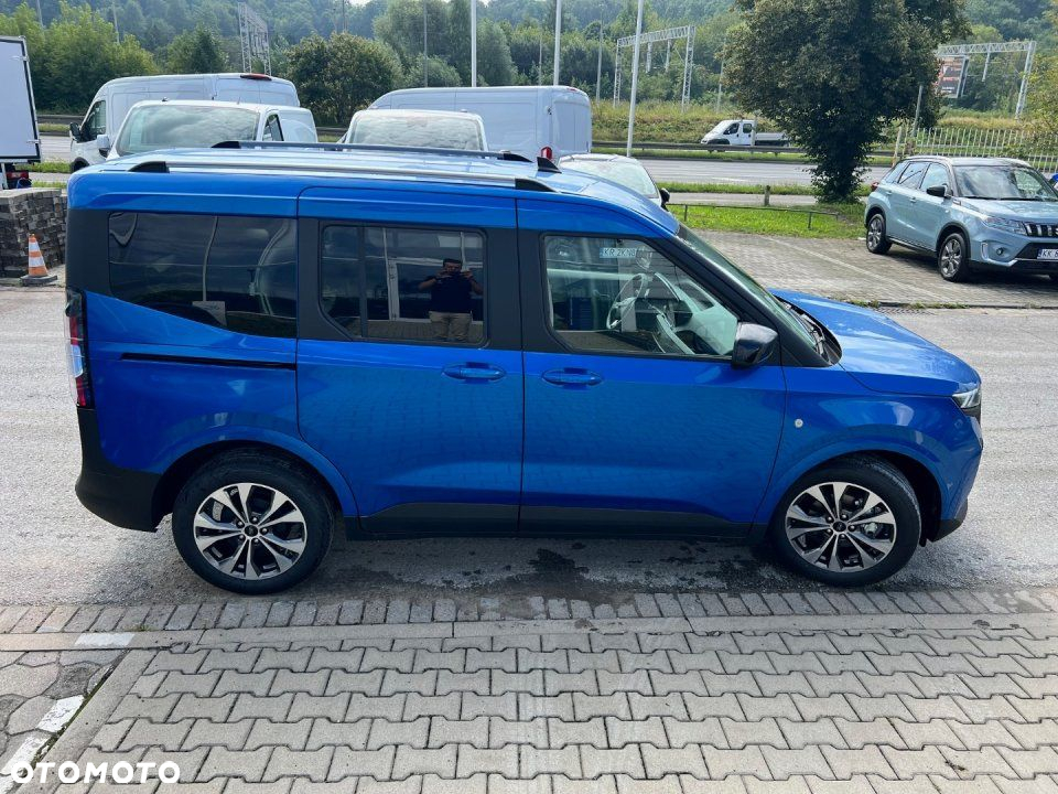Ford Tourneo Courier - 4