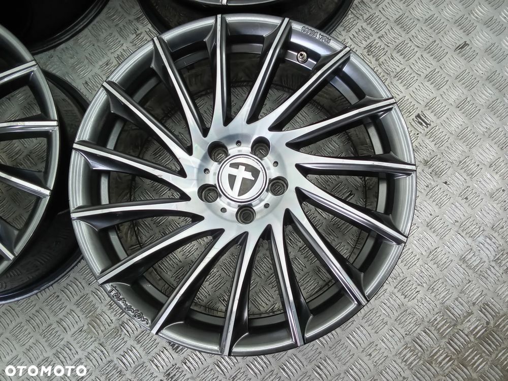 Felgi Tomason TN16 Vw Audi Mercedes Skoda 8Jx18 et35 5x112 - 4