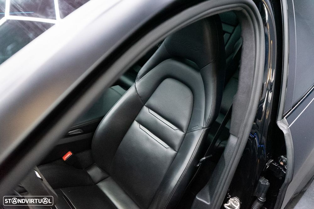 Porsche Panamera Turbo S E-Hybrid - 29